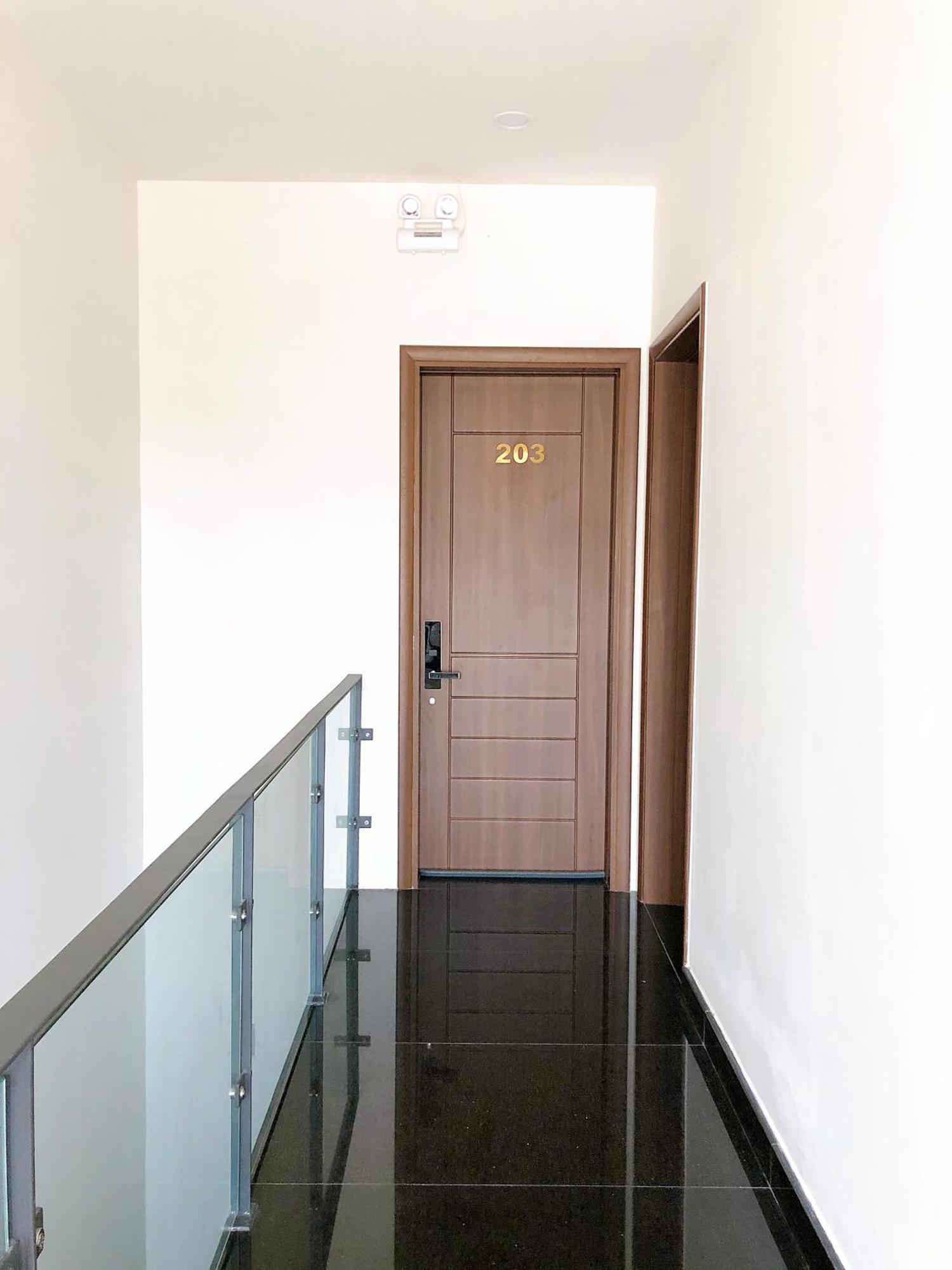 La Homestay Long Xuyen Bagian luar foto