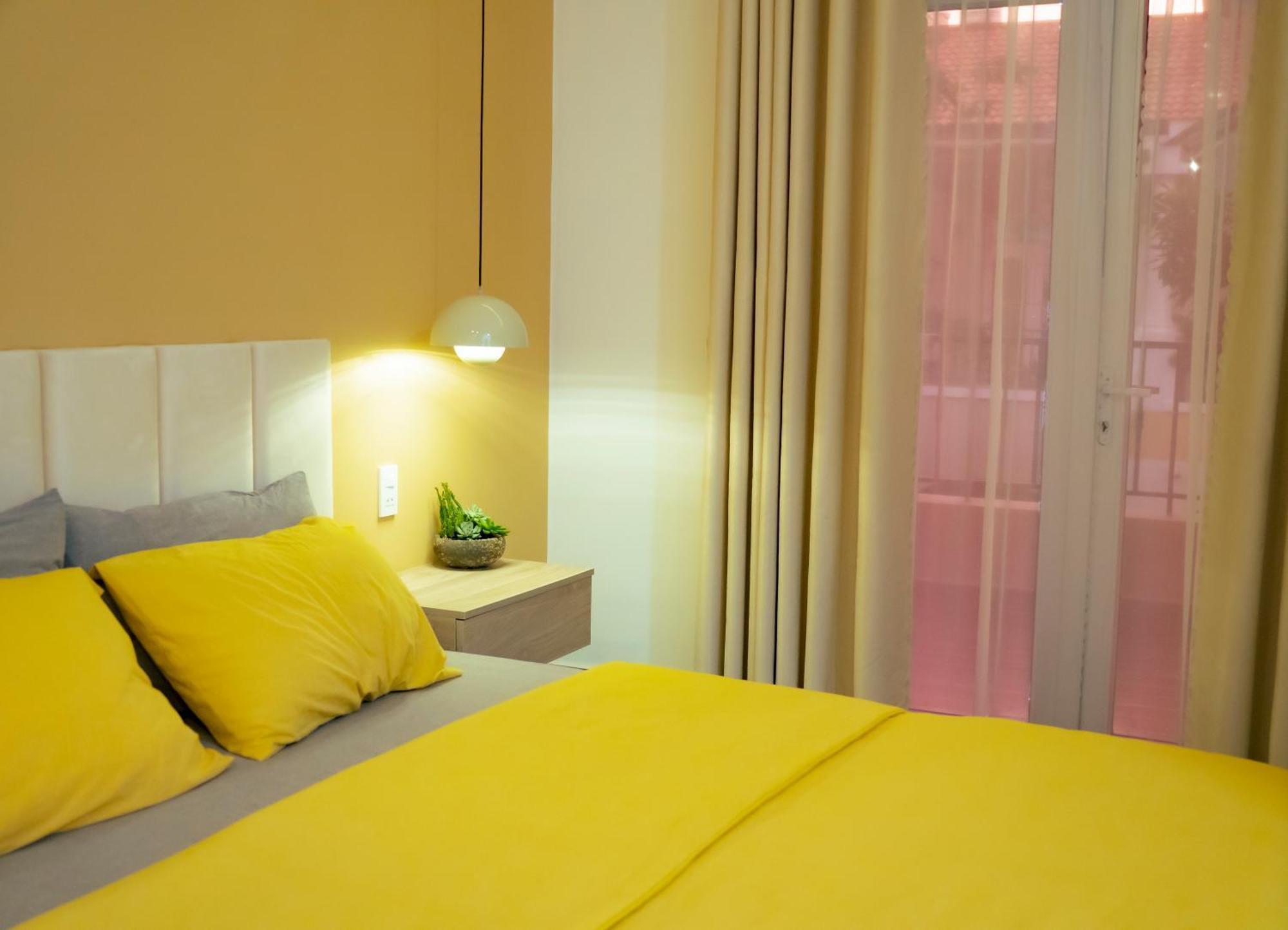 La Homestay Long Xuyen Bagian luar foto