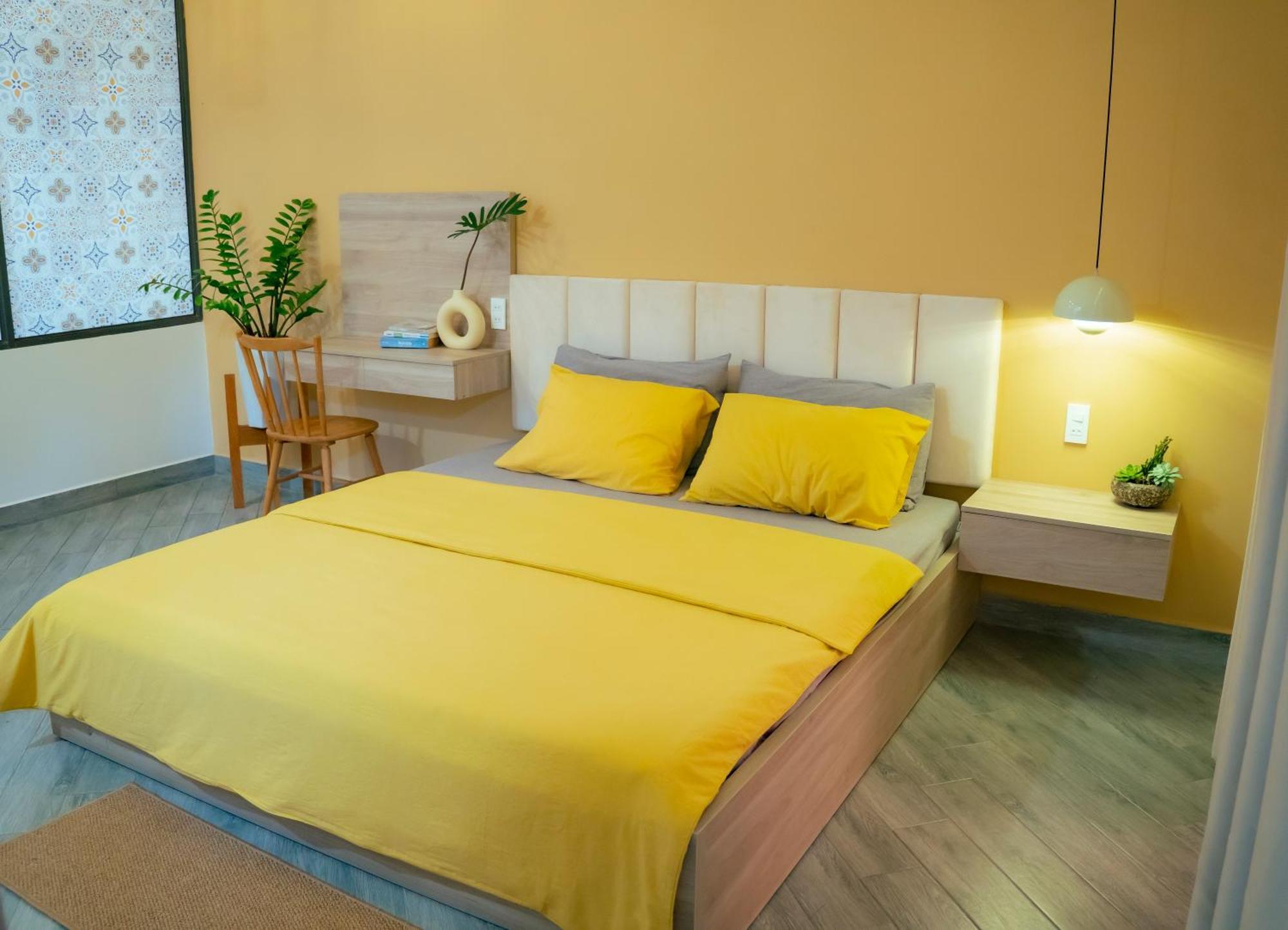 La Homestay Long Xuyen Bagian luar foto