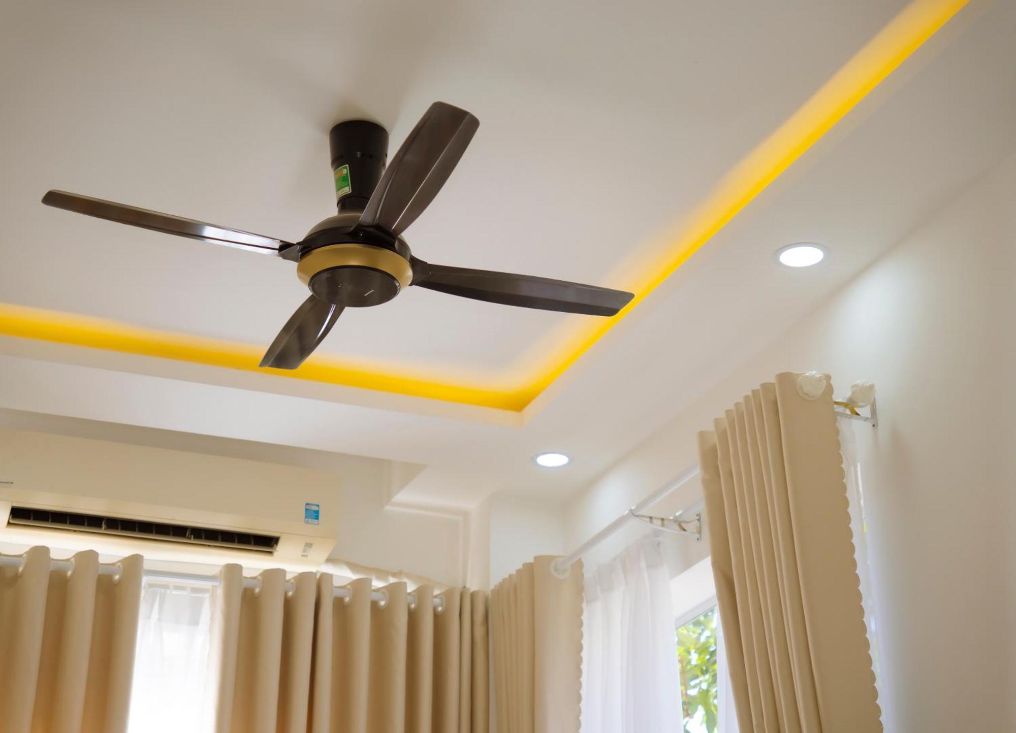 La Homestay Long Xuyen Bagian luar foto