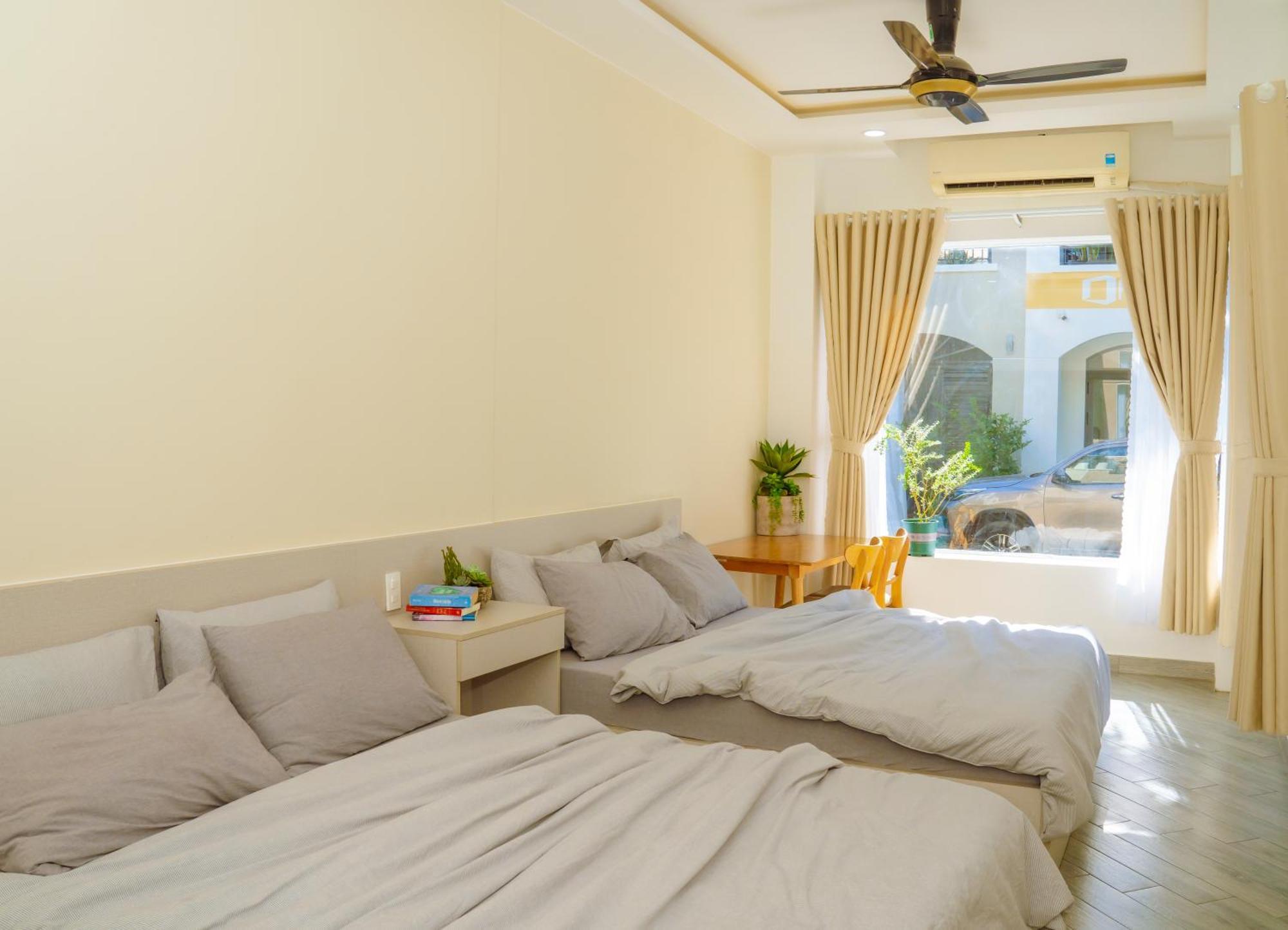 La Homestay Long Xuyen Bagian luar foto