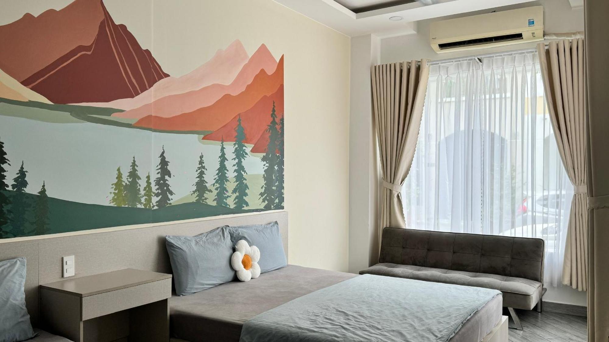La Homestay Long Xuyen Bagian luar foto